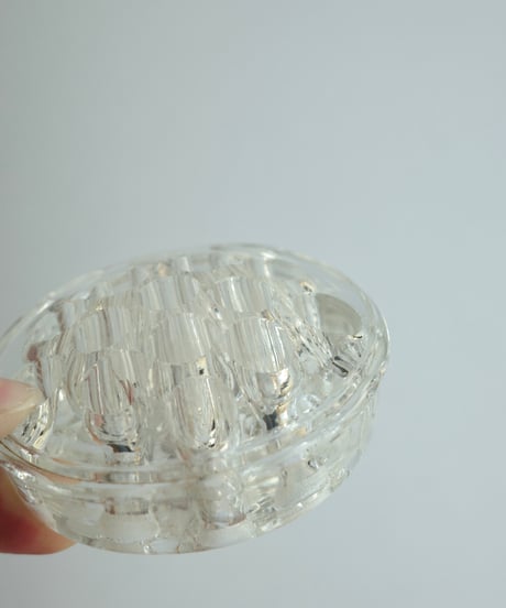 Pinholder