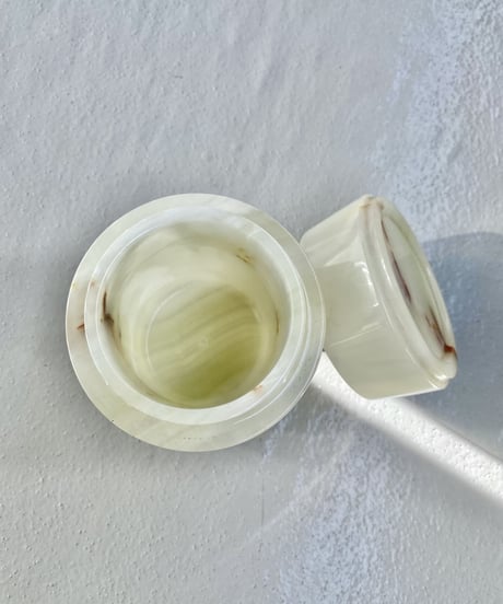 Onyx Pot