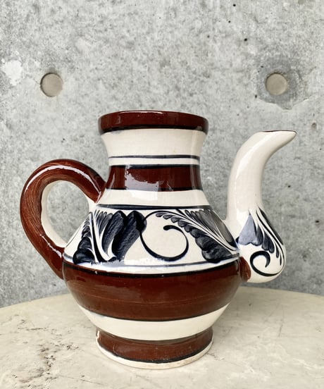 Vase / Jug
