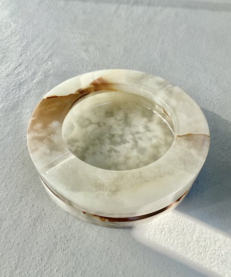 Onyx Ashtray -L-