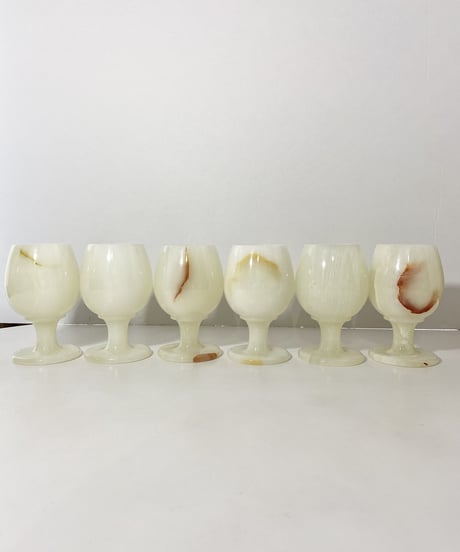 Onyx Glass  ①