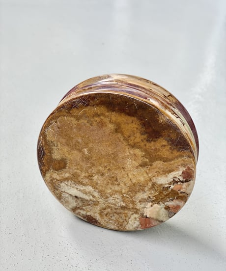 Onyx Ashtray -LL-