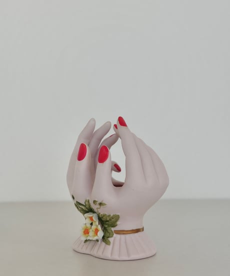 Hand
