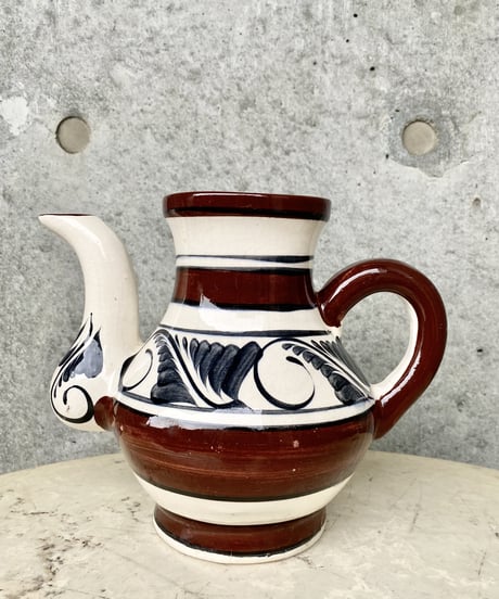 Vase / Jug