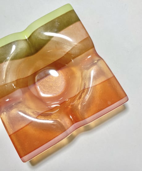 Tray