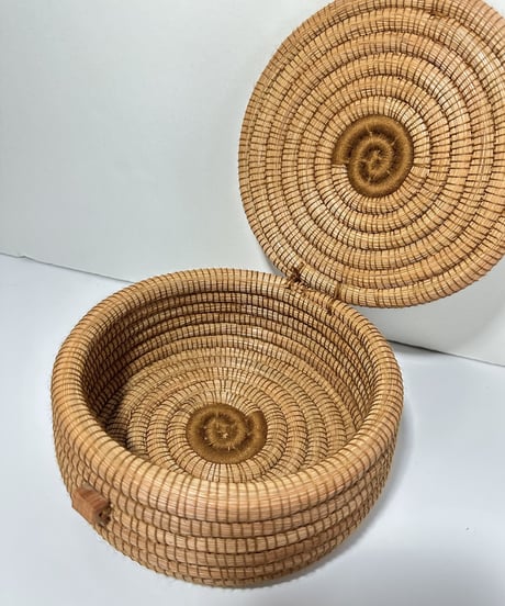 Table Basket