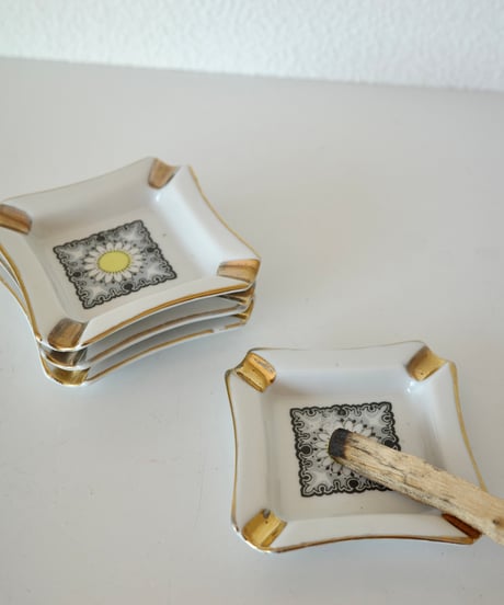 Ashtray