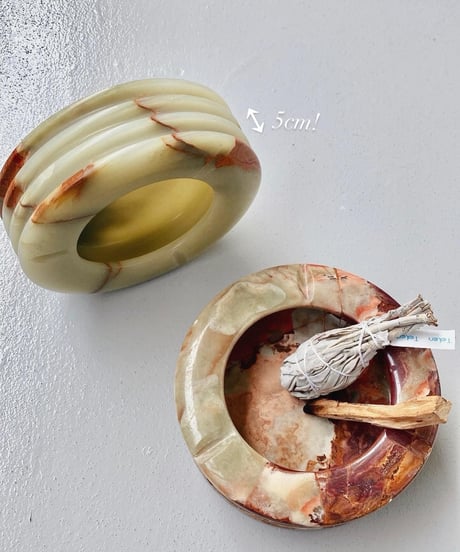 Onyx Ashtray -LL-