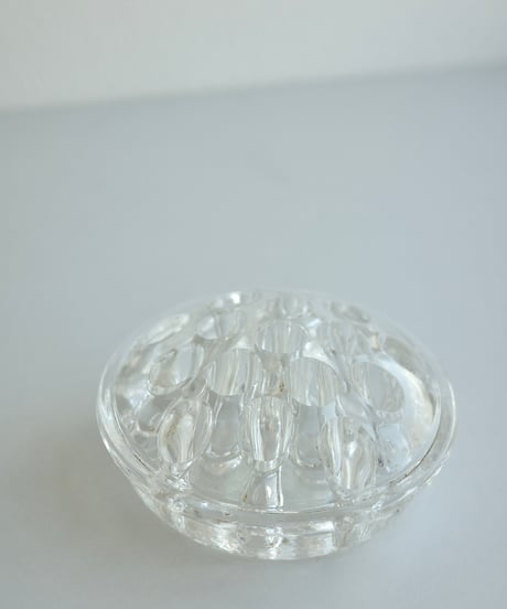 Pinholder