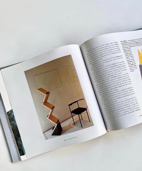 Coffee Table Book  ①