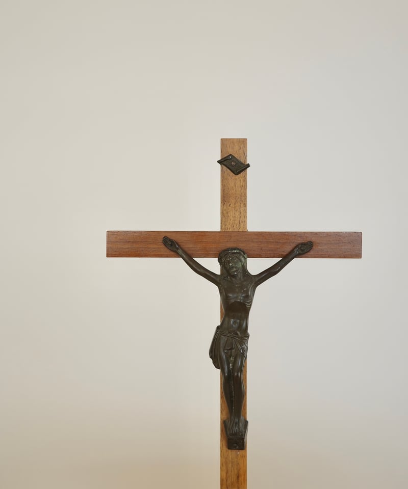 Crucifix (L | Teilen Crucifix (L | Teilen