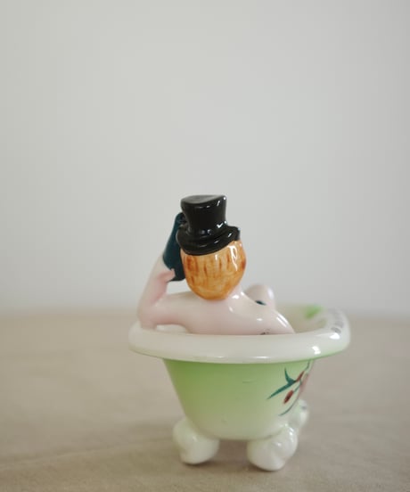 Ashtray