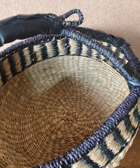 Basket  -M-