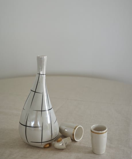 Decanter Set