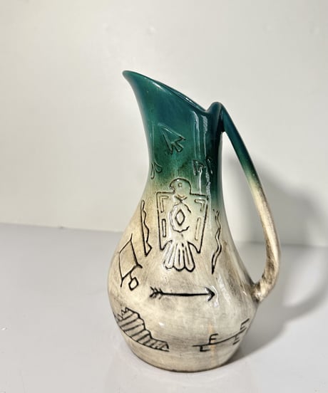 Vase / Jug