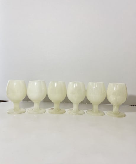 Onyx Glass  ①