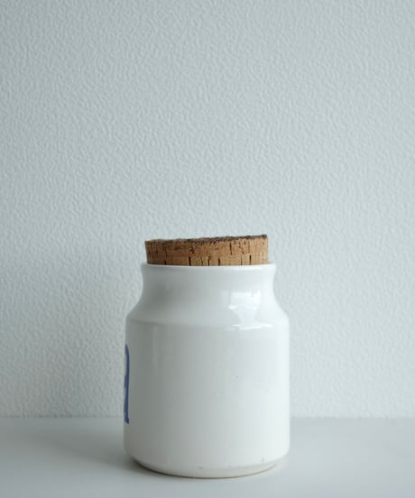 Canister