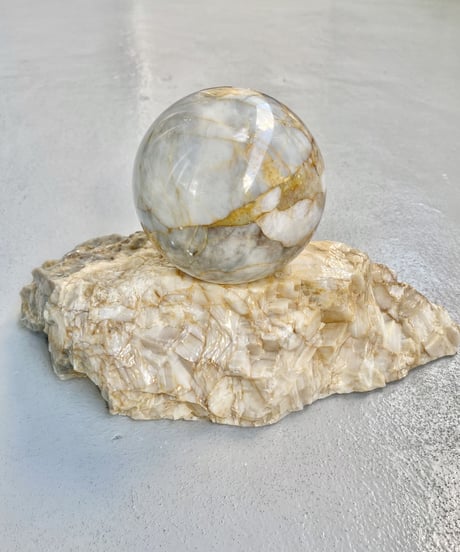 Sculpture -L-