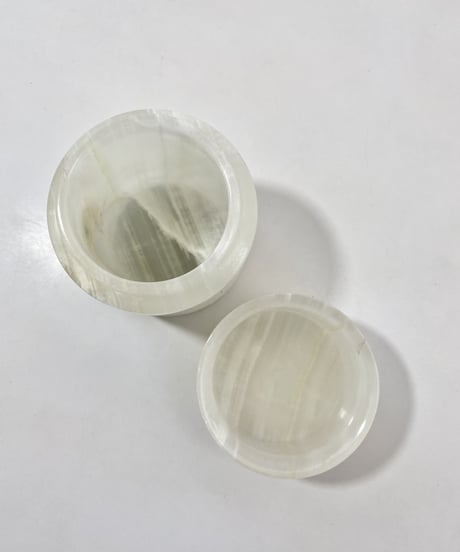 Onyx Pot