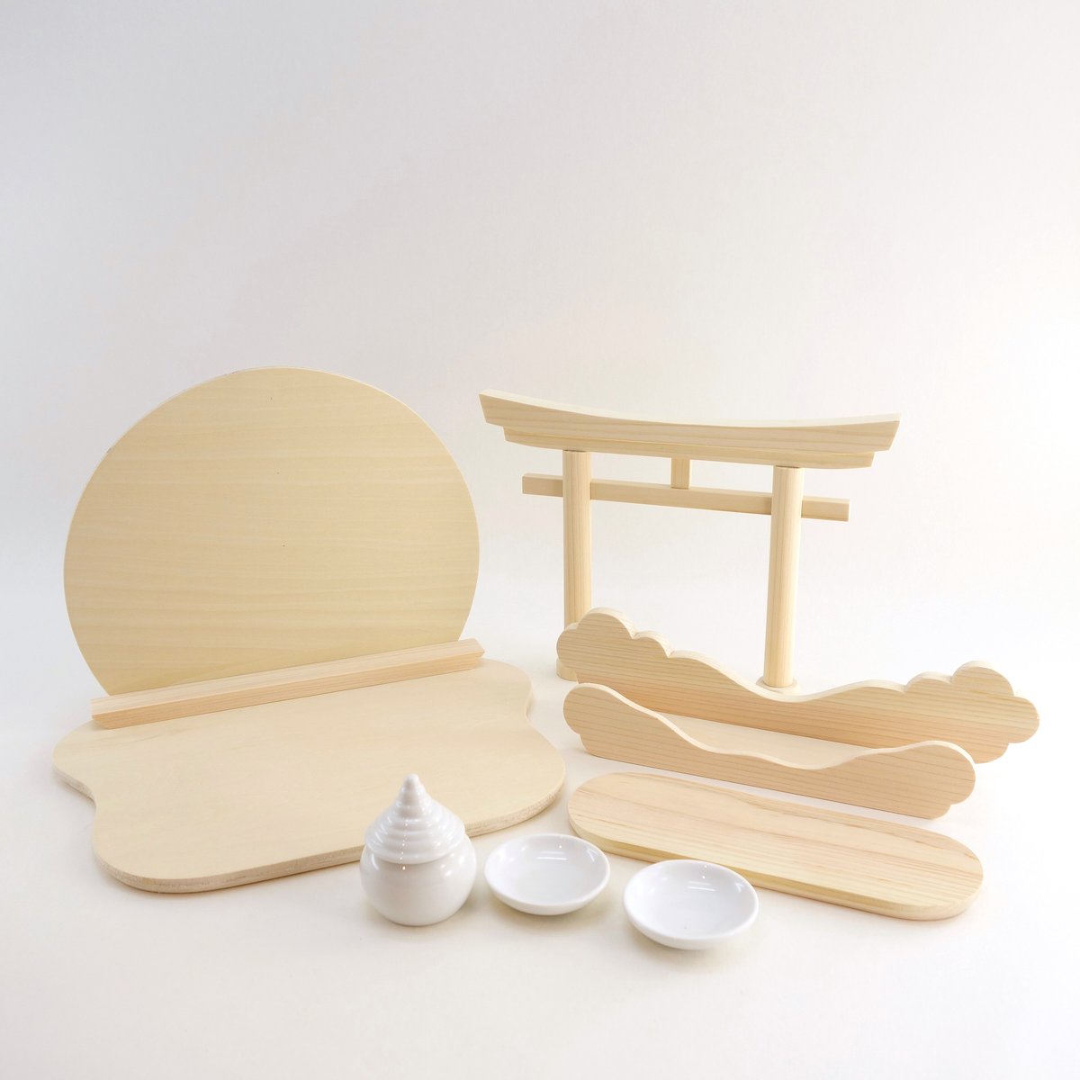 神棚《あまくも》神具3点セット 壁掛け可 | 神棚の杜