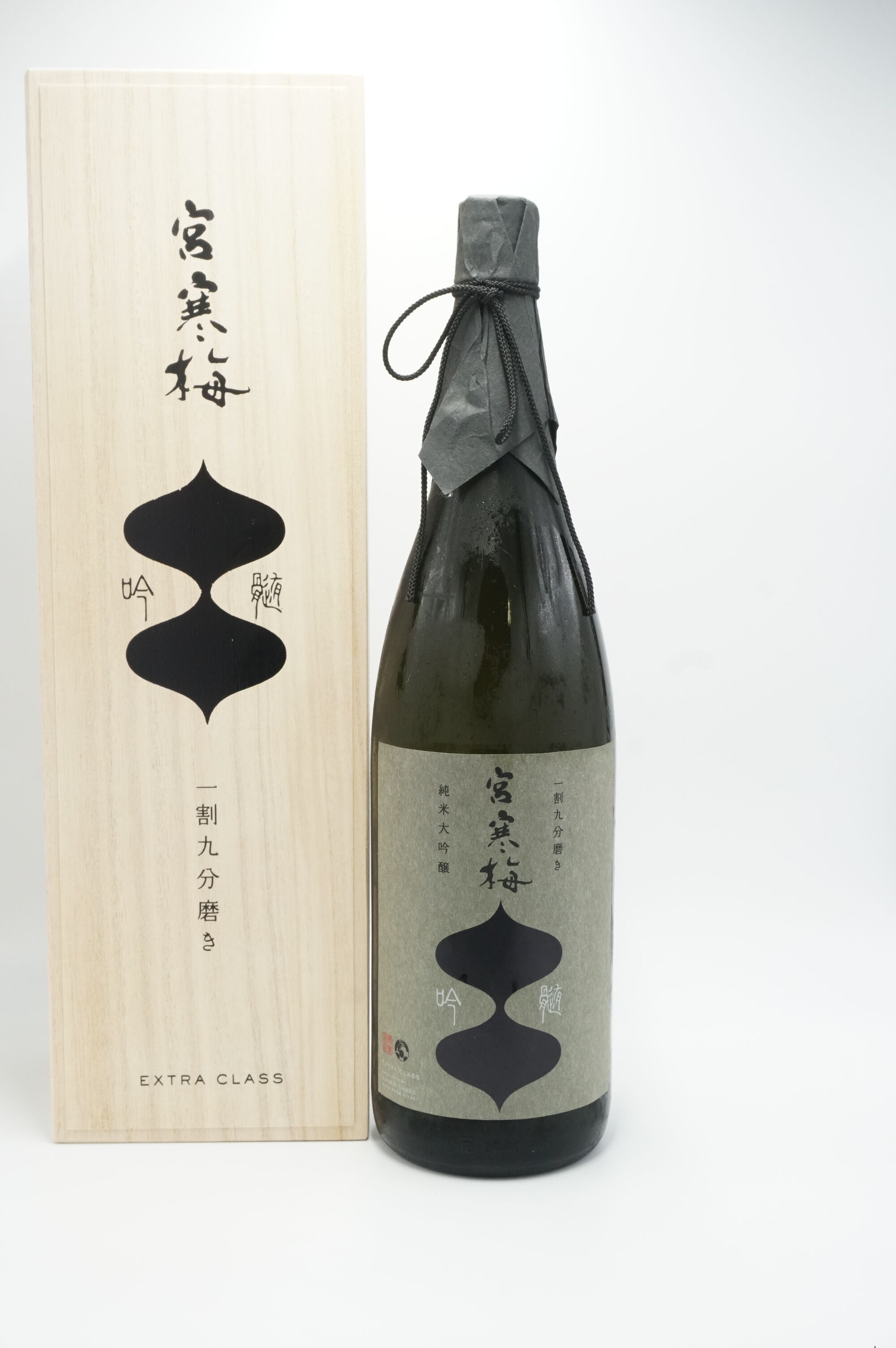 日本酒】宮寒梅 純米大吟醸19％ 吟髄 1800ml | 酒屋はくさん