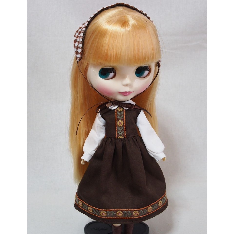 ネオブライス/リカちゃんサイズ◇ハンドメイドお洋服セット チロル