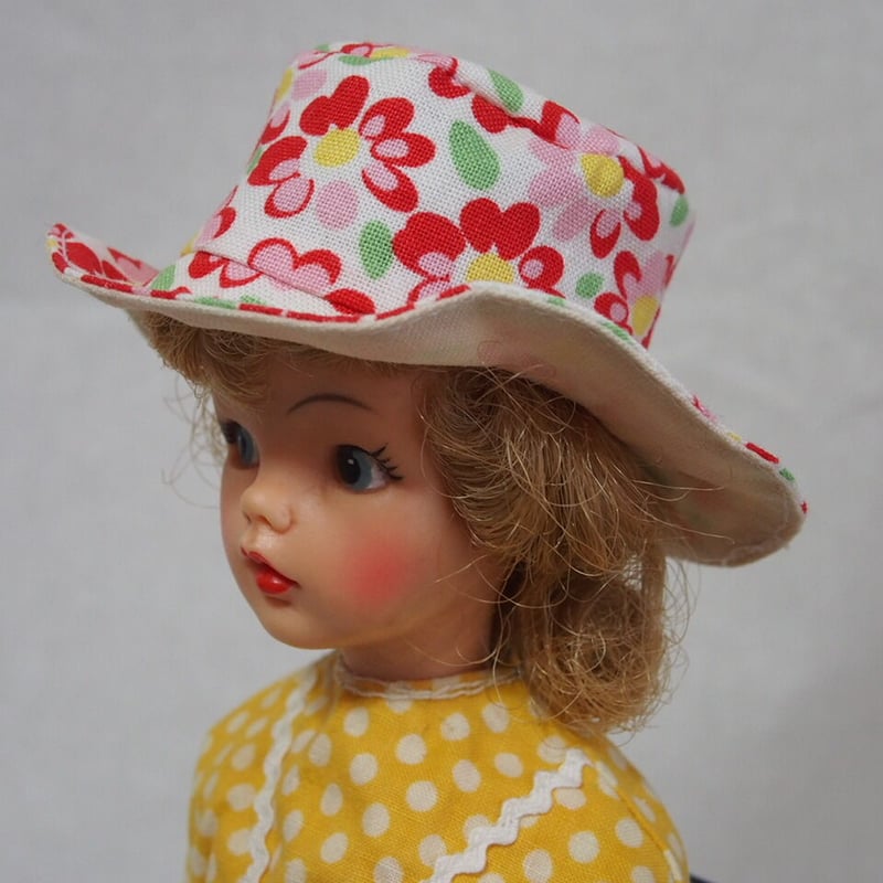 見本　ペッパーちゃん　タミーちゃん　いちご柄 見本ペッパーちゃんタミーちゃんいちご柄