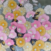 【正絹　洗い済】緑地に椿や菊など花々の生地B　約36×56ｃｍ　はぎれ　和布　古布