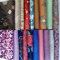 【正絹　洗い済】はぎれセットS　いろいろ20枚　約15×15～19ｃｍ　着物生地　古布　和布
