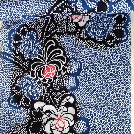 【綿100％】昭和レトロ感のある２色の青に大菊の木綿反物　約35.5cm×50～500cm　浴衣地　はぎれ