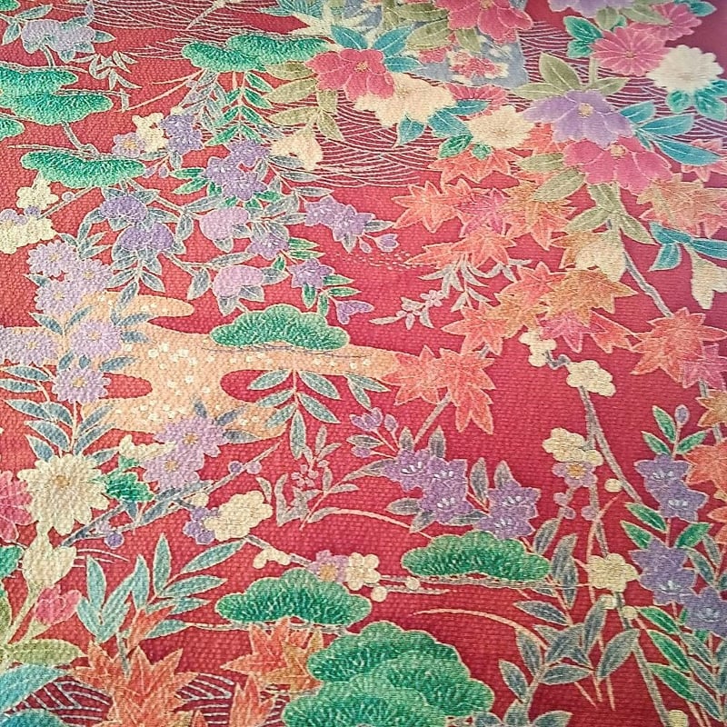 反物セール！【正絹反物】古典泥染 赤茶色に草花文様ちりめん生地 幅