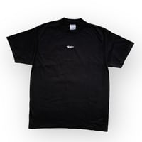 "SHY" T-Shirt（Tシャツ）