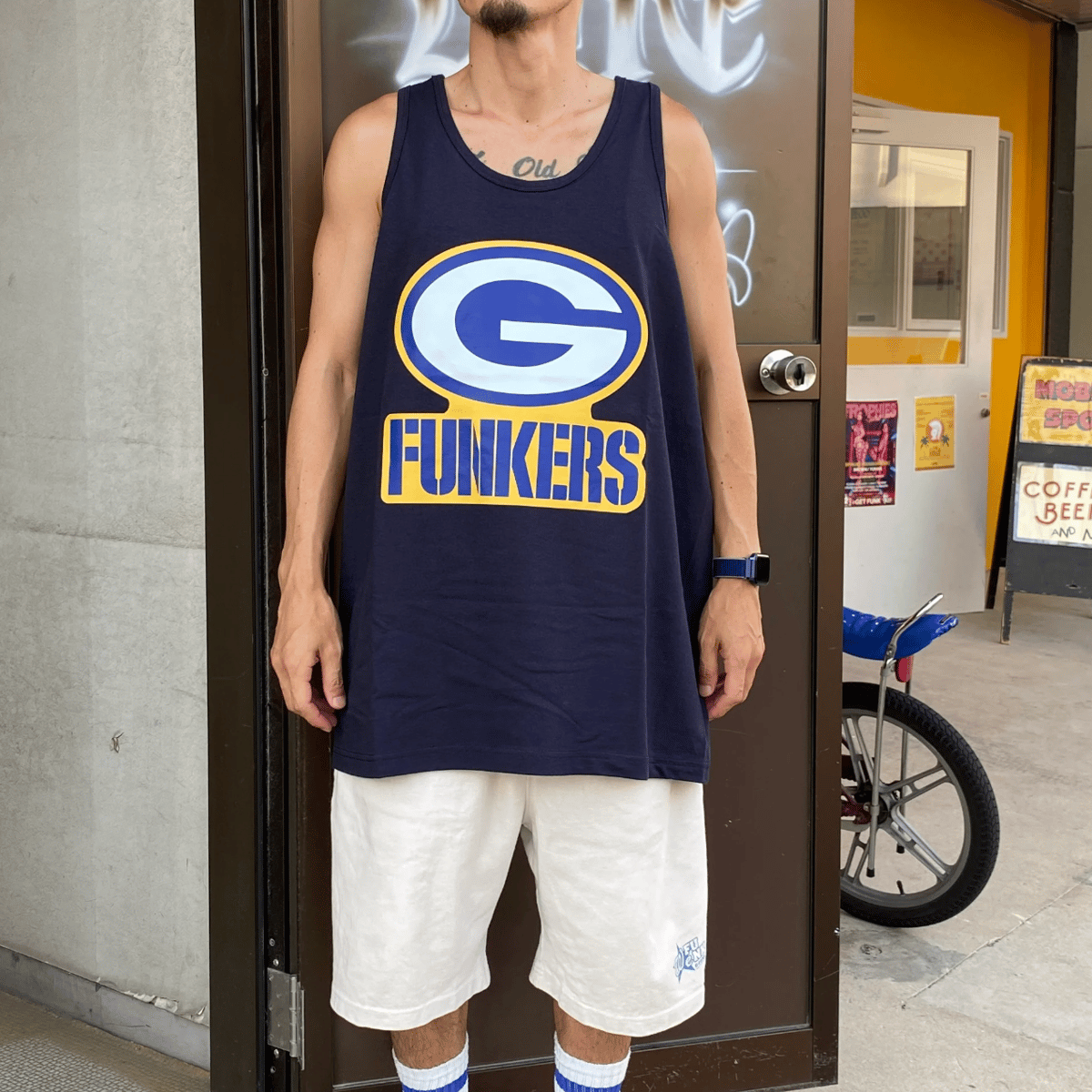 激レア Thug Life タンクトップ 51 Thug Life タンクトップ 51 水色 - メルカリ