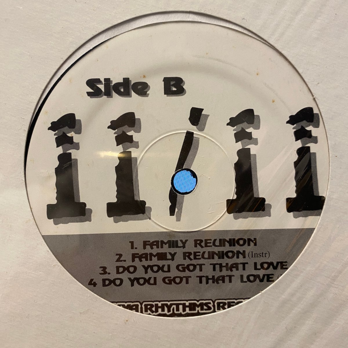 11/11 / Family Reunion (EP) | Gorilla Funk Records