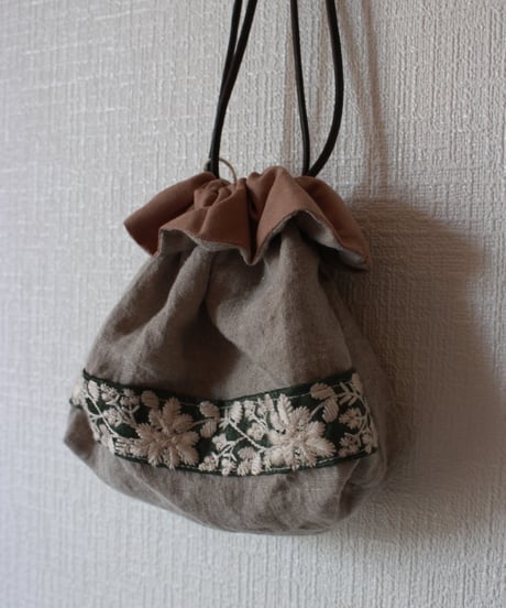 sounote コラボ　インド刺繍リボン巾着
