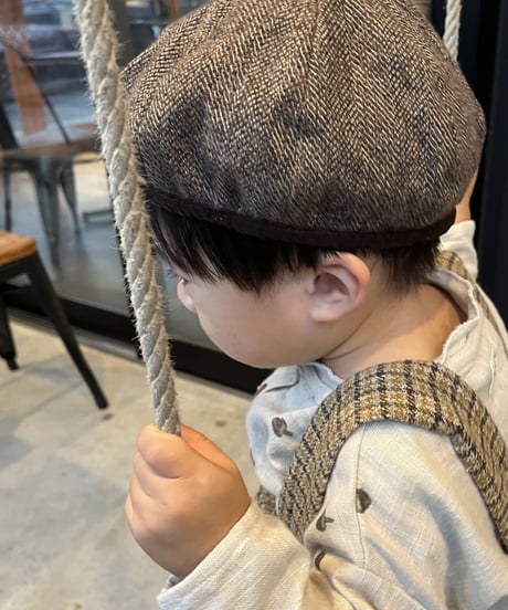 tweed beret