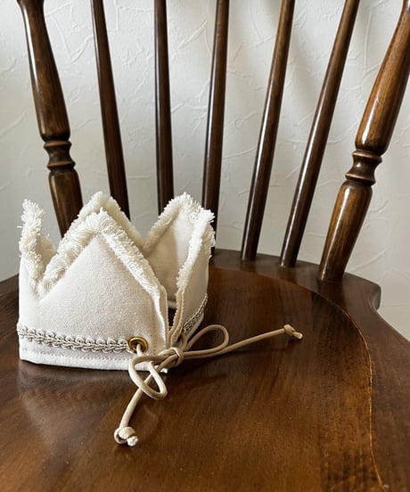 fringe crown