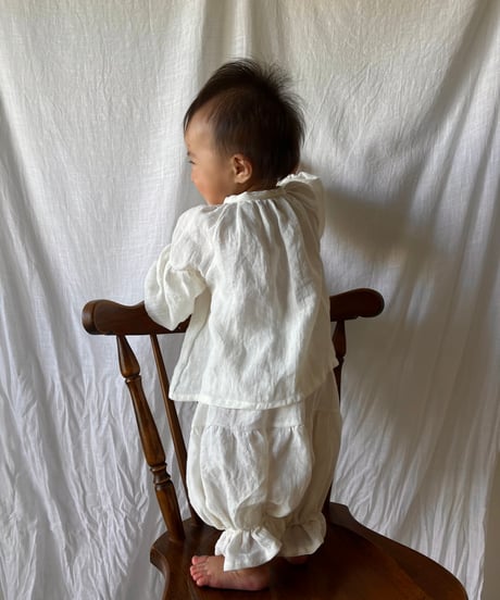 【予約】Voluminous linen costume