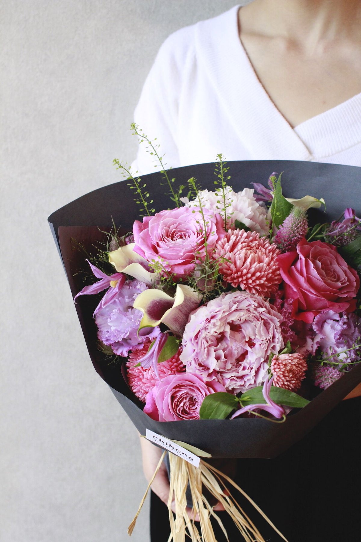 フラワーブーケ ソープフラワーブーケ（黒✕赤）漆黒ギフトボックス入＋カード付＋黒