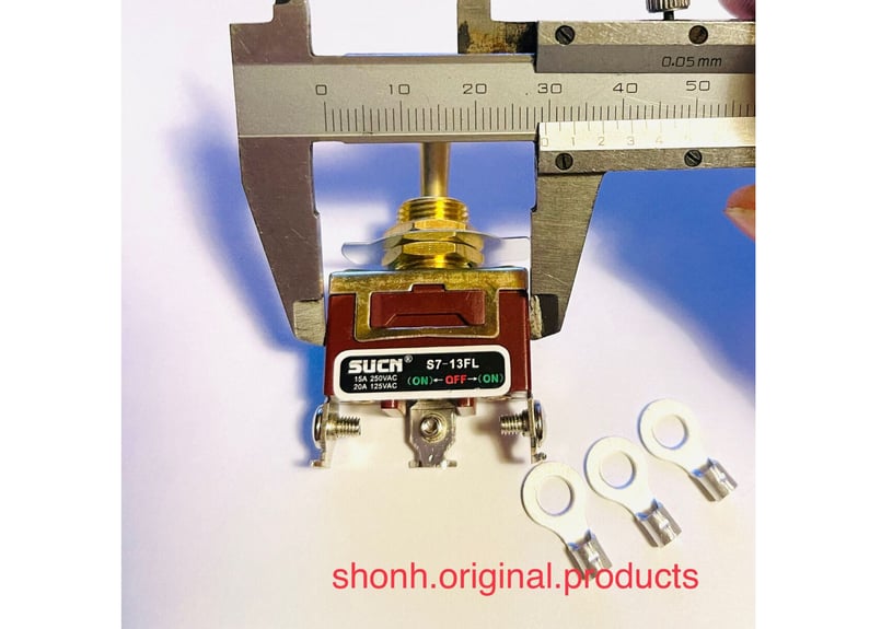 トグルスイッチ ゴールド 20A 125V 15A 250V 3Pin スイッチ | S.O.P トグルスイッチ ゴールド 20A 125V 15A 250V 3Pin スイッチ | S.O.P