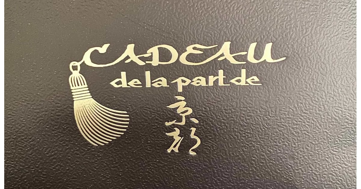 【最終価格】CADEAU ハンドバッグ fit=pad,format=jpeg,w=1200,h=630