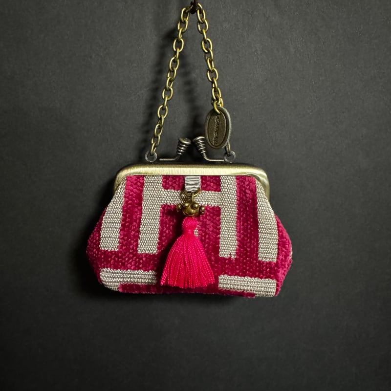 バッグチャームフランス🇫🇷マゼンダピンク(アンティーク金具