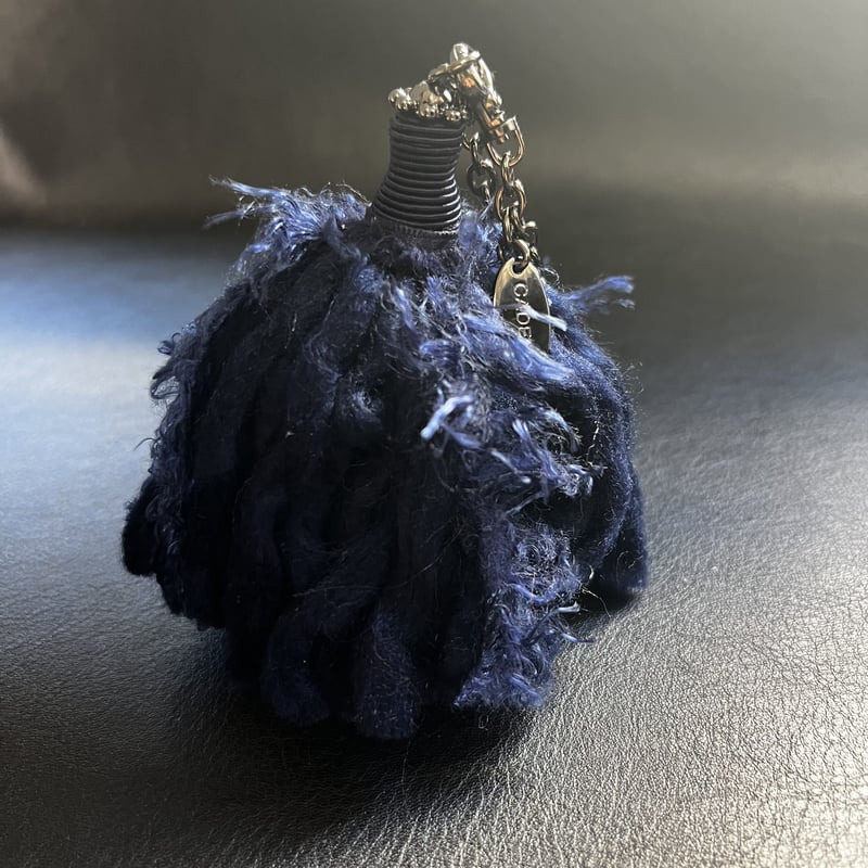 BONタッセルチャーム紺色(黒ニッケルチェーン) | CADEAU-kyoto（カドゥ