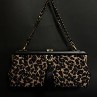 MODEサイズレオパード柄、口がねレザー付き、二重リボンチェーン付き