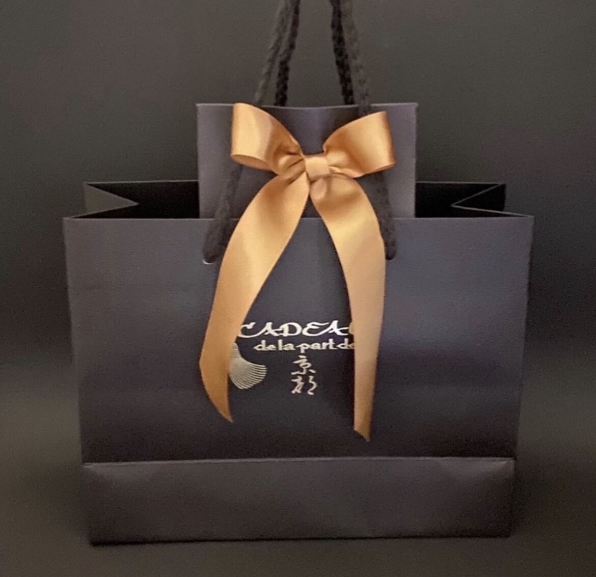 メガネケースクヴァドラ&皆川明コラボ生地ブルータンバリン | CADEAU