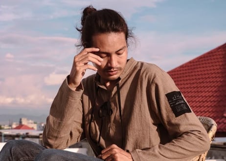 Descendants of Rebels - ပုန်ကန်နွယ် Linen Long Sleeves