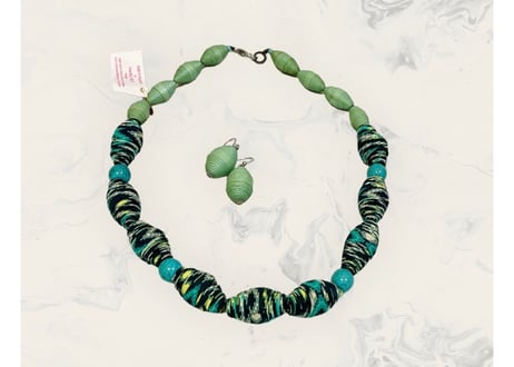 Handmade necklaces and earrings/ ミャンマー布の手作りアクセサリー