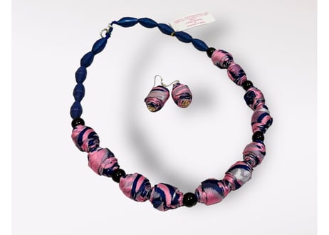 Handmade necklaces and earrings/ ミャンマー布の手作りアクセサリー