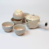 かいらぎぐい呑 佳俊作（木箱）｜萩焼窯元 萩陶苑 椿秀窯 ギフト 作家