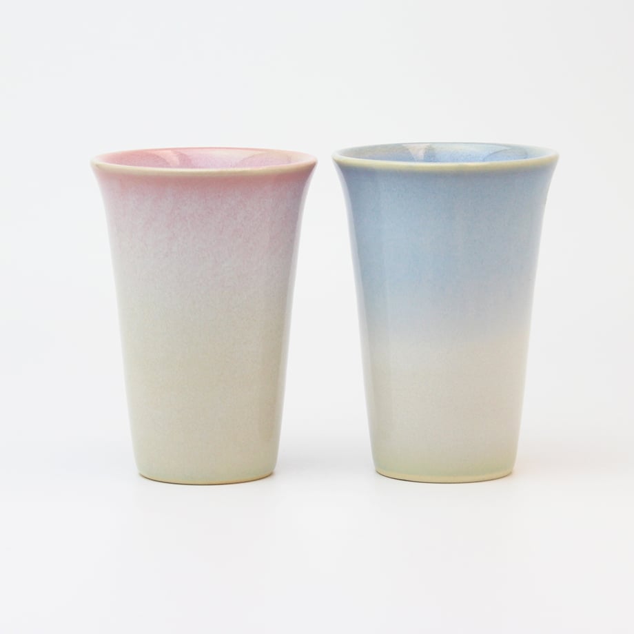 つぼみフリーカップペア(色違い)(化粧箱)|萩焼窯元 萩陶苑 つぼみフリーカップペア(色違い)(化粧箱)|萩焼窯元 萩陶苑